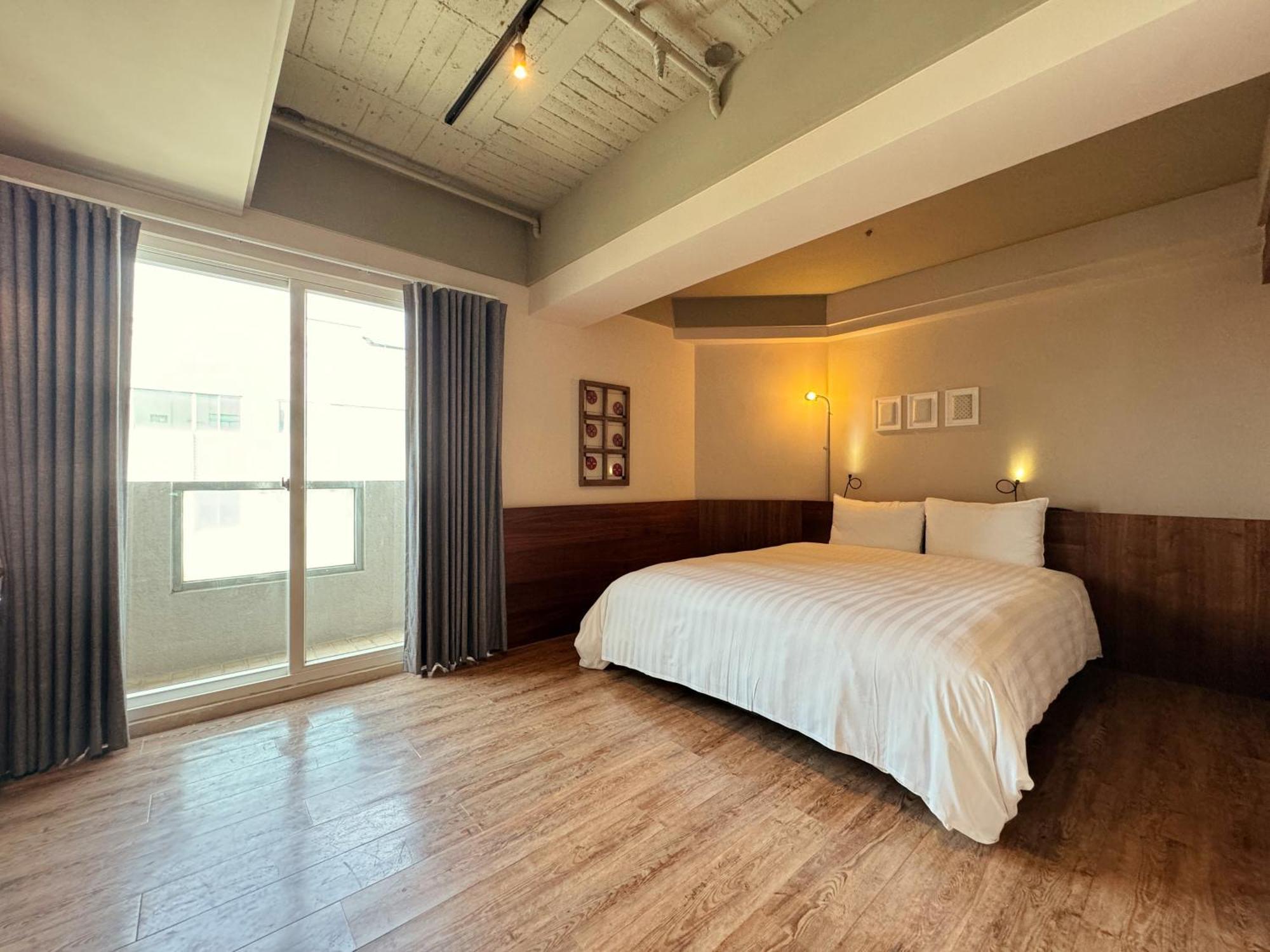 Roaders Hotel Tainan Chengda ภายนอก รูปภาพ